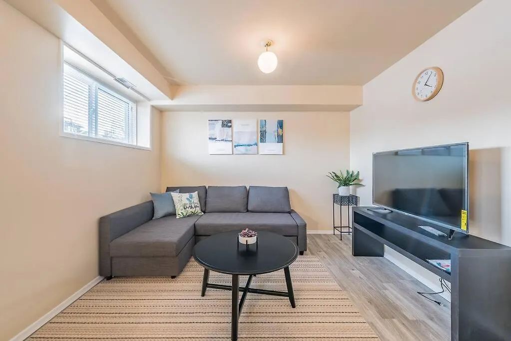 Mt Pleasant Nw 2 Bedrooms 500 Calgary