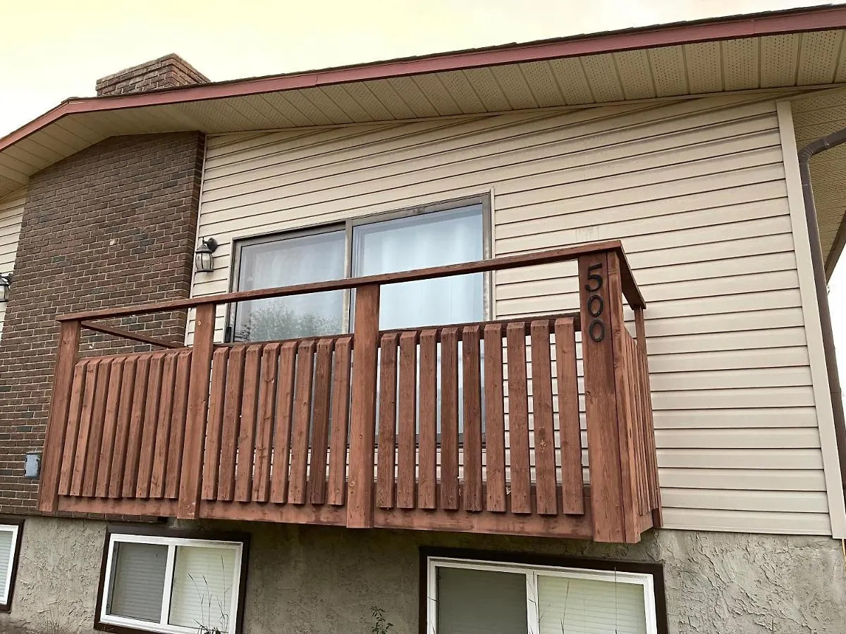 Mt Pleasant Nw 2 Bedrooms 500 Calgary 0*,  Canada